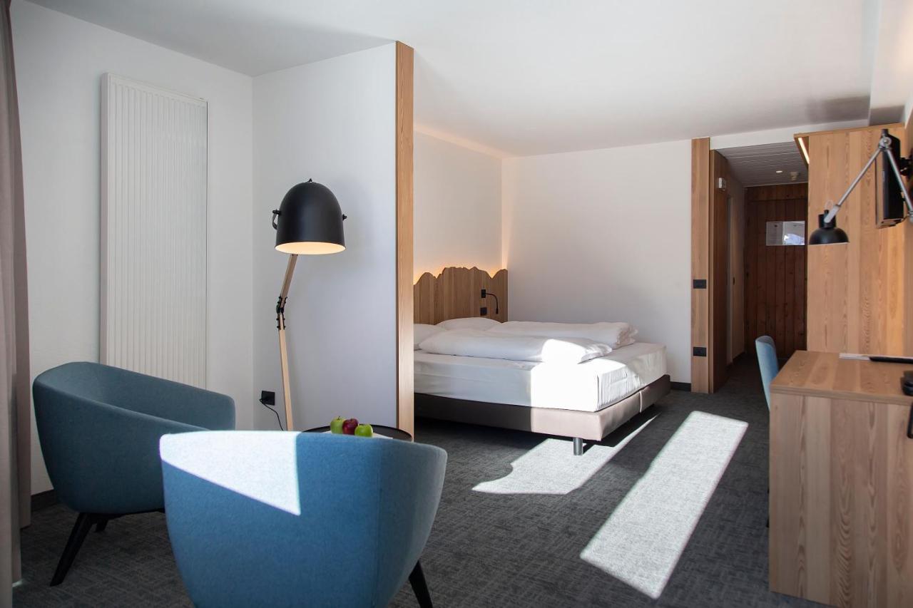 Blu Hotel Senales - Hotel Zirm マーゾ・コルト 部屋 写真